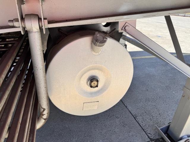 2004 Maxitrans St3 22 Pallet Sd Refrigerated Curtain, Tuck Away Tail Gate