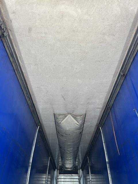 2004 Maxitrans St3 22 Pallet Sd Refrigerated Curtain, Tuck Away Tail Gate