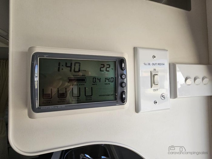 2016 New Age Caravans Blue Diamond Bd24e