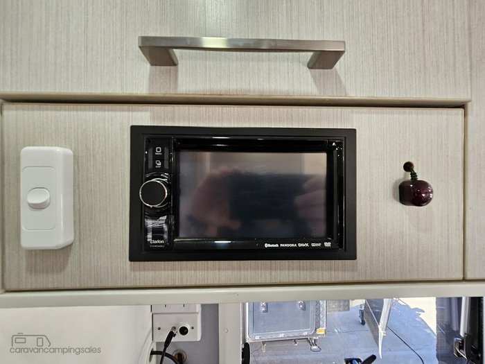 2016 New Age Caravans Blue Diamond Bd24e