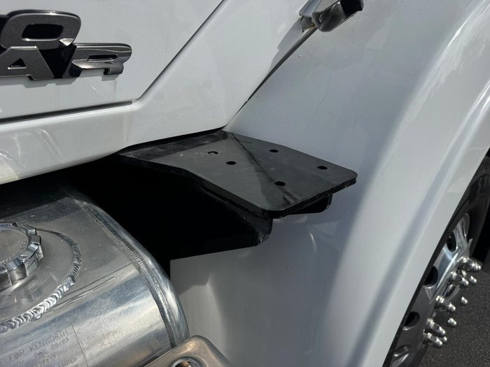 2024 Kenworth T410sar T410SAR IT BUNK White