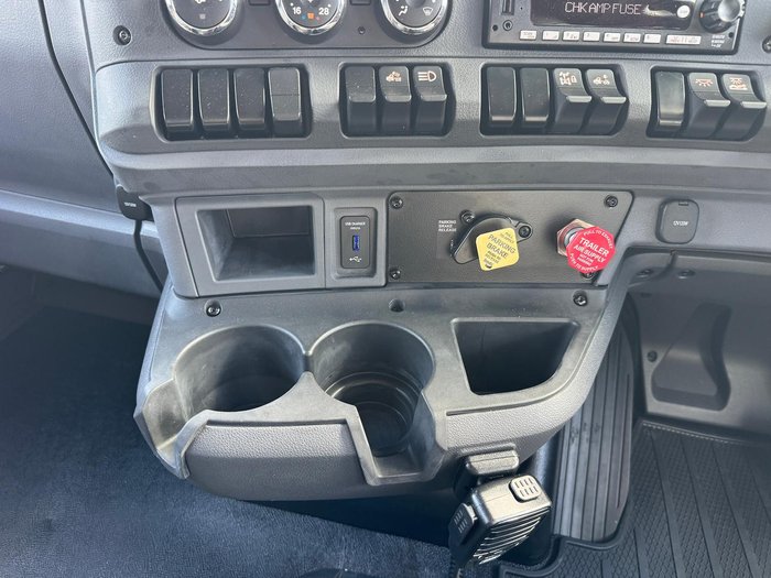 2024 Kenworth T410sar T410SAR IT BUNK White