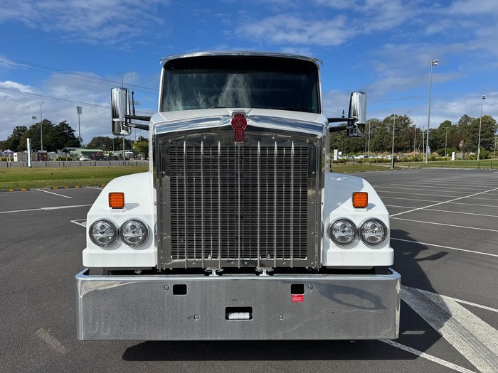 2024 Kenworth T410sar T410SAR IT BUNK White