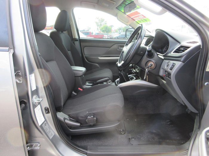 2015 Mitsubishi Triton GLS