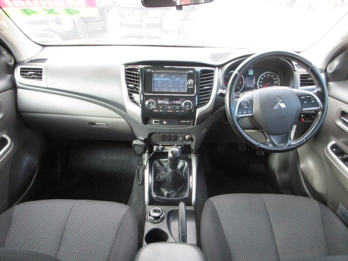 2015 Mitsubishi Triton GLS