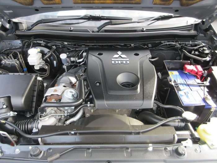 2015 Mitsubishi Triton GLS