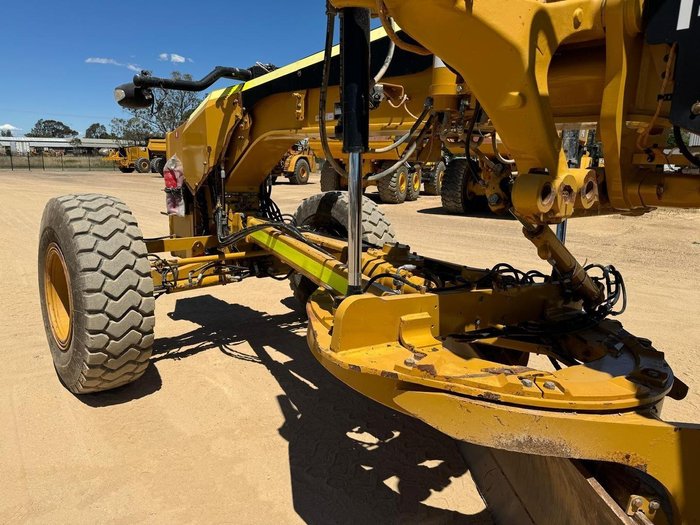 2019 Caterpillar 140M