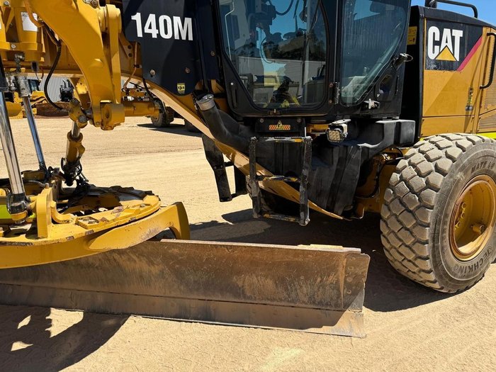 2019 Caterpillar 140M