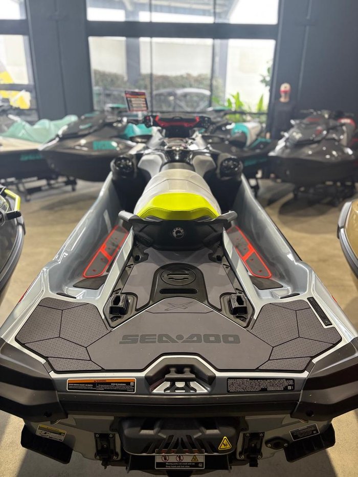 2025 SEA-DOO RXT-X RS 325