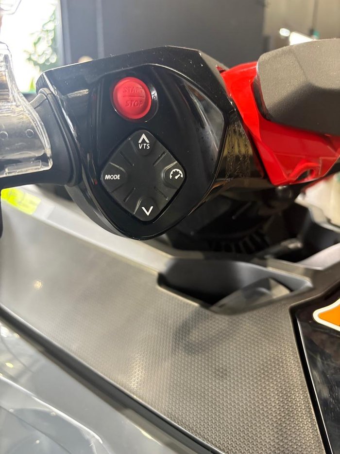 2025 SEA-DOO RXT-X RS 325