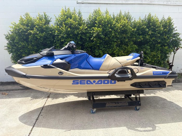 2025 SEA-DOO Wake Pro 230