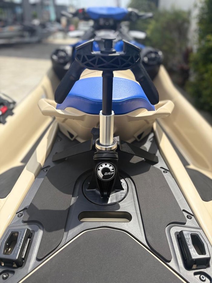 2025 SEA-DOO Wake Pro 230