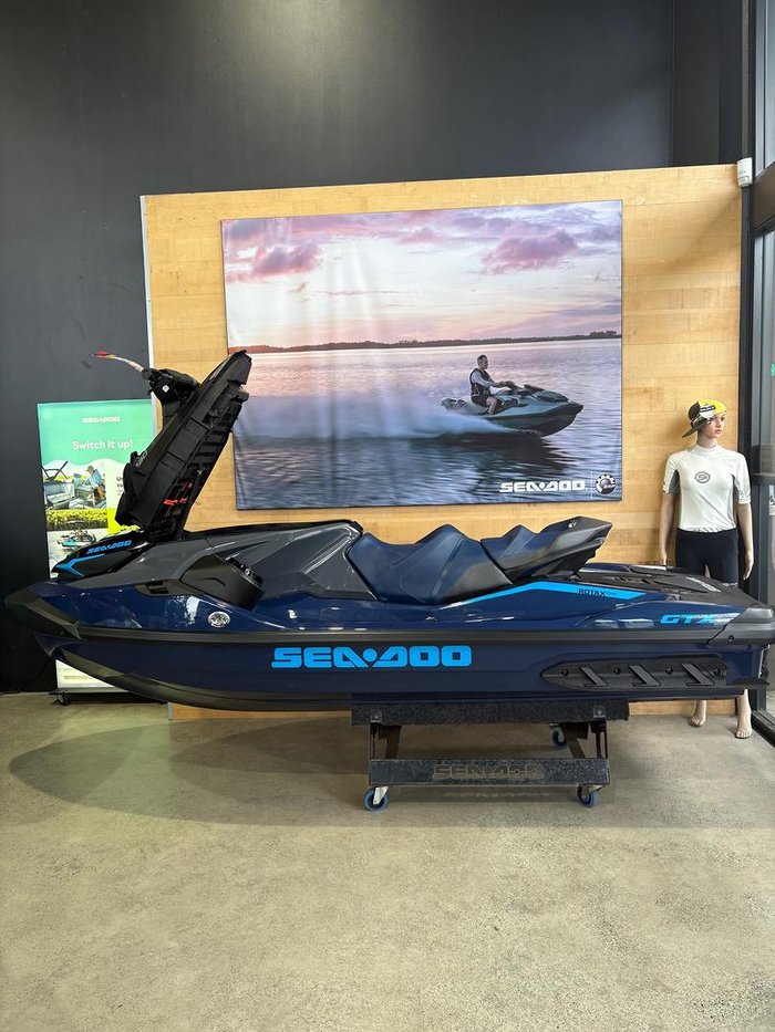 2025 SEA-DOO GTX 230