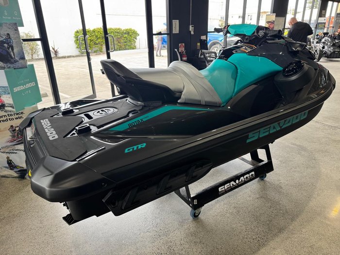 2025 SEA-DOO GTR 230