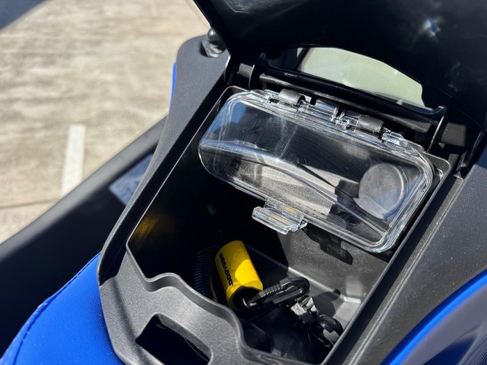 2025 SEA-DOO Spark Trixx 3up