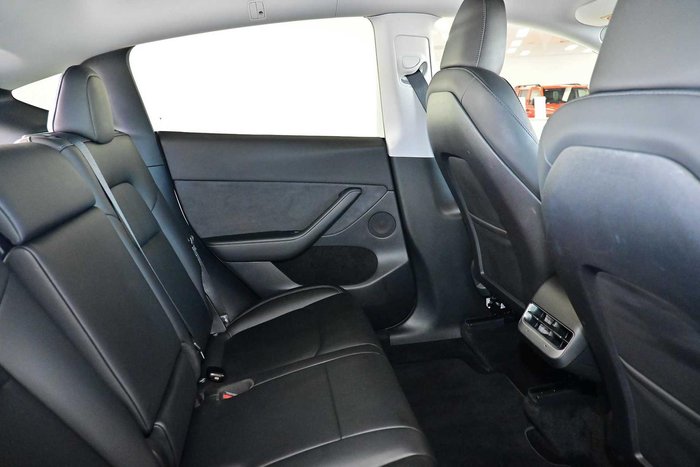 2022 Tesla Model Y Rear-Wheel Drive