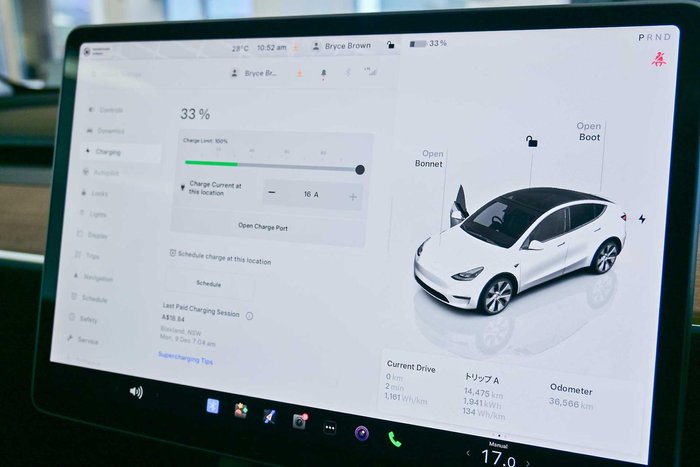 2022 Tesla Model Y Rear-Wheel Drive