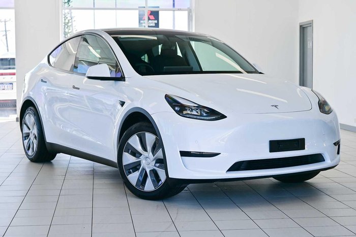 2022 Tesla Model Y Rear-Wheel Drive