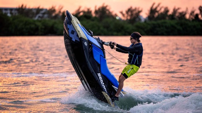 2025 SEA-DOO Spark Trixx 1UP