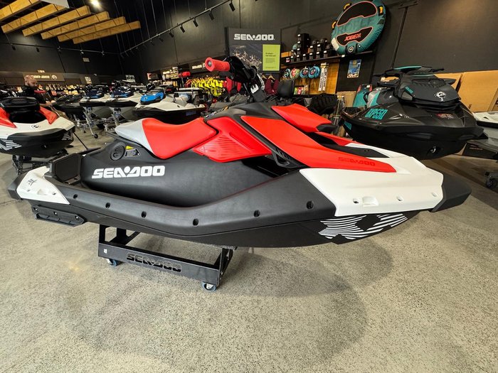 2025 SEA-DOO Spark Trixx 1UP