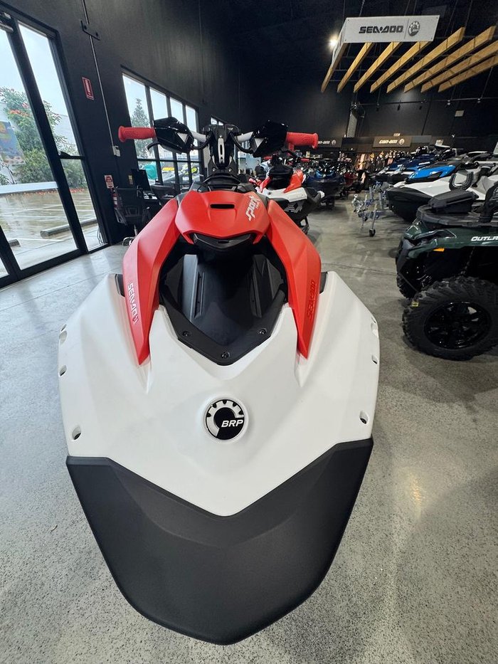 2025 SEA-DOO Spark Trixx 1UP