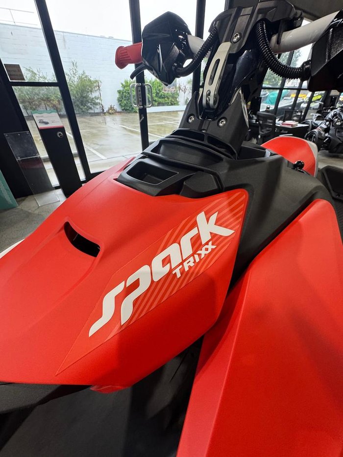 2025 SEA-DOO Spark Trixx 1UP