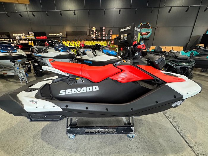 2025 SEA-DOO Spark Trixx 3up