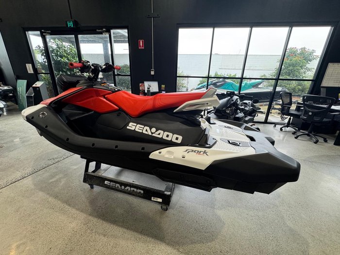 2025 SEA-DOO Spark Trixx 3up