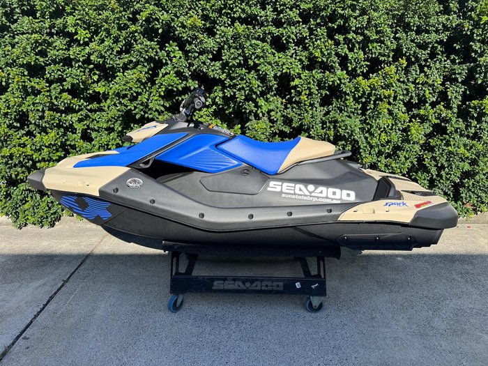 2025 SEA-DOO Spark Trixx 1UP