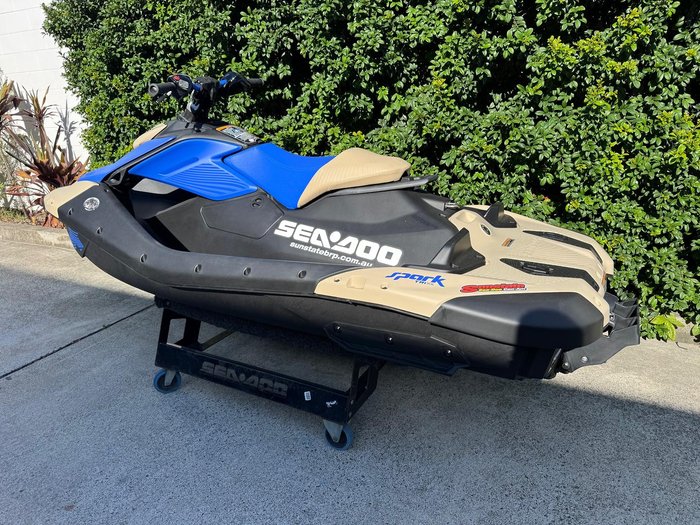 2025 SEA-DOO Spark Trixx 1UP
