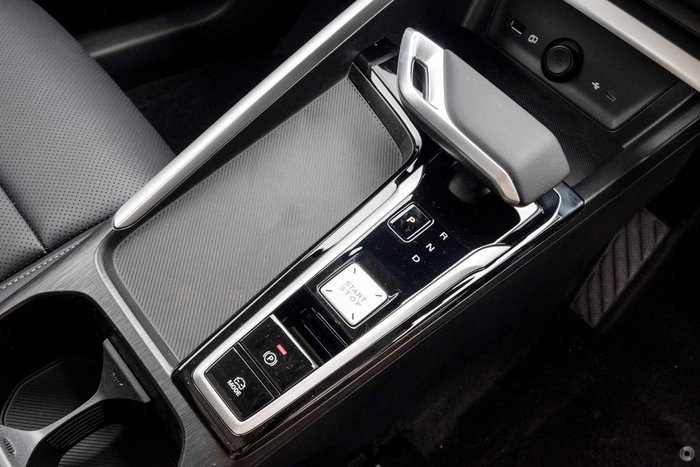 2024 MG ZS Essence Hybrid+ ZS32 MY24.5 Black Pearl