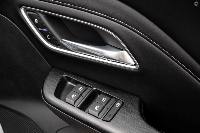 2024 MG ZS Essence Hybrid+ ZS32 MY24.5 Black Pearl