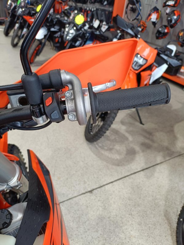 2025 KTM 2025 KTM 250 EXC-F ORANGE