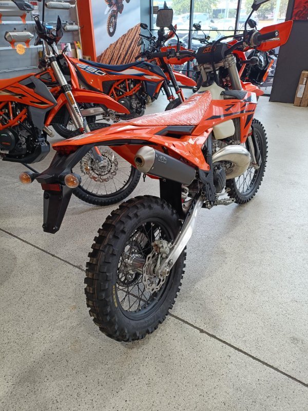 2025 KTM 2025 KTM 250 EXC-F ORANGE
