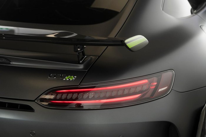 2020 Mercedes-Benz AMG GT R PRO C190 Designo - Magno Selenite Grey