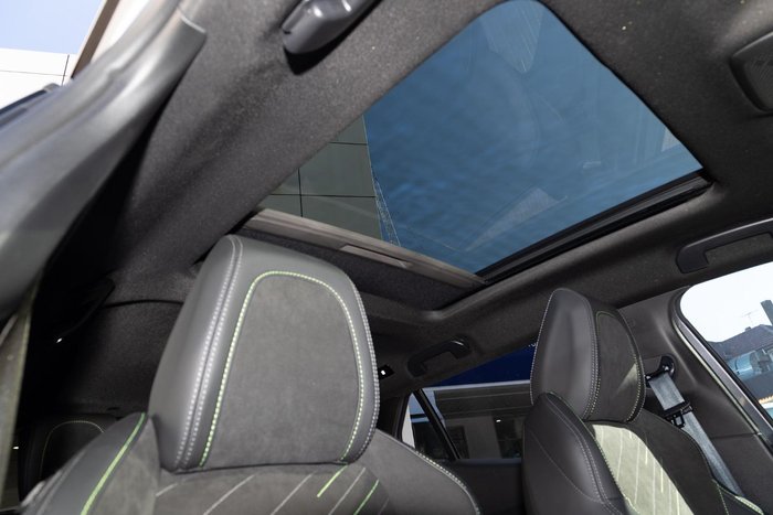 2024 Peugeot 2008 GT
