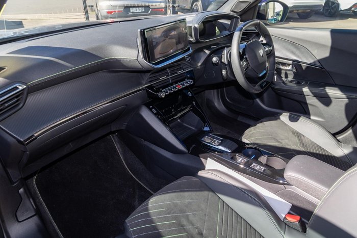 2024 Peugeot 2008 GT