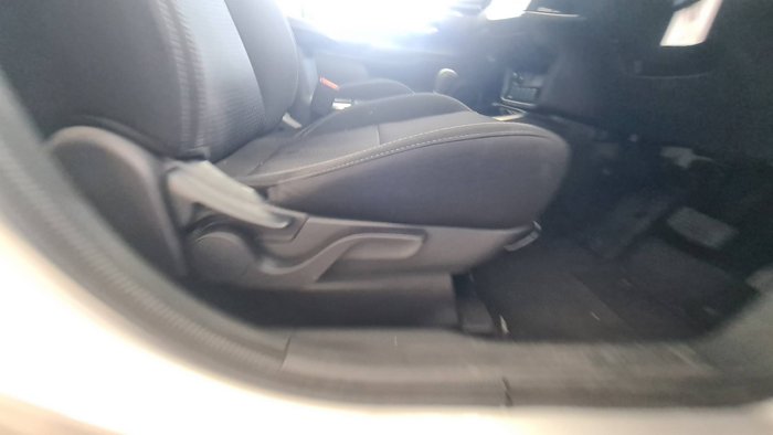 2018 MITSUBISHI OUTLANDER ES ADAS 5 SEAT 2WD