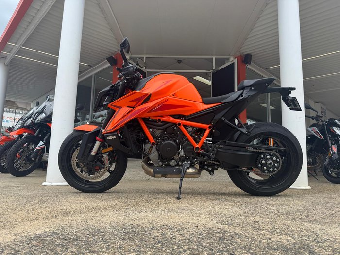 2024 KTM 1390 Super Duke R Super Duke Orange