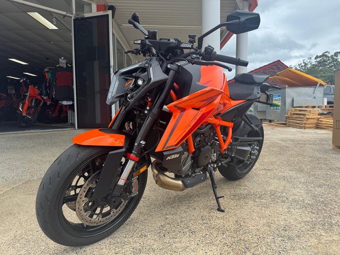 2024 KTM 1390 Super Duke R Super Duke Orange