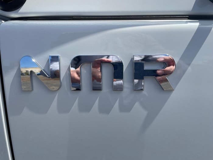 2024 Isuzu Nmr 45/60-150 Amt Tri-Tipper NMR