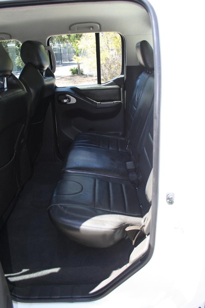 2013 Nissan Navara ST D40 Series 6 4X4 Dual Range Arctic White