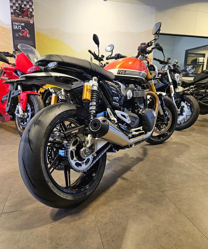 2025 Triumph Speed Twin 1200 RS Speed Twin Orange