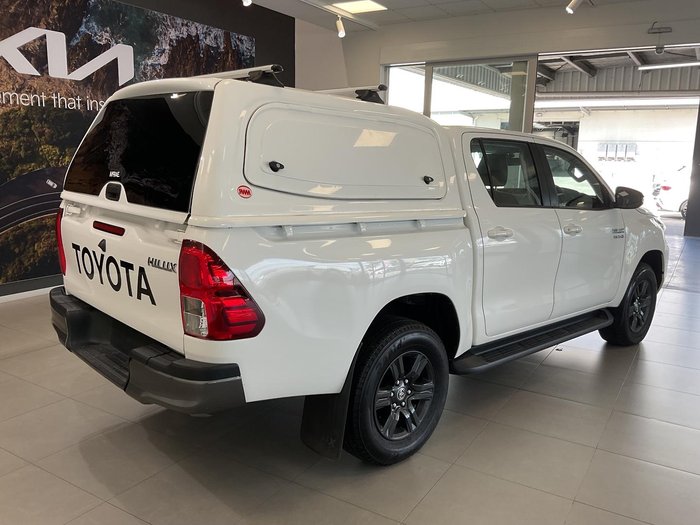 2024 Toyota Hilux SR