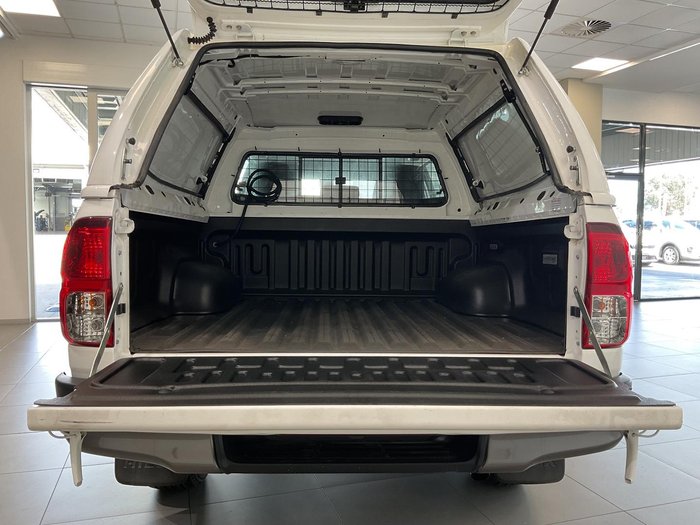 2024 Toyota Hilux SR