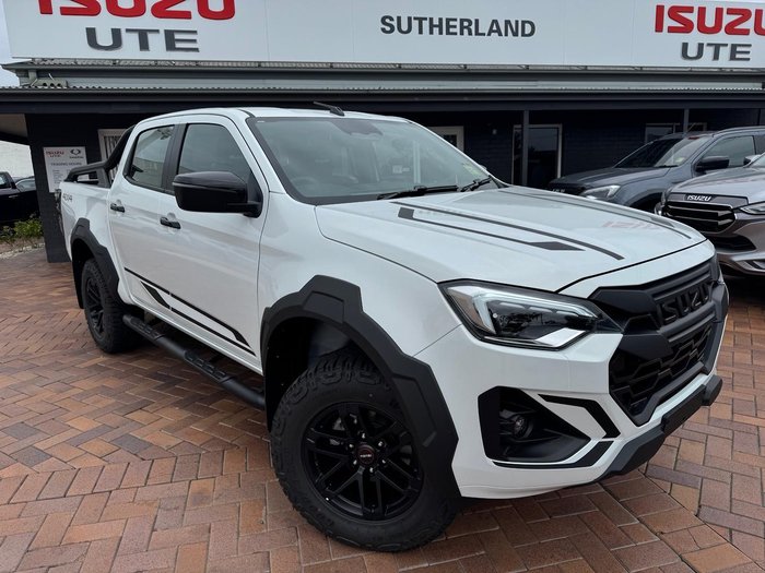 2025 Isuzu D-MAX BLADE
