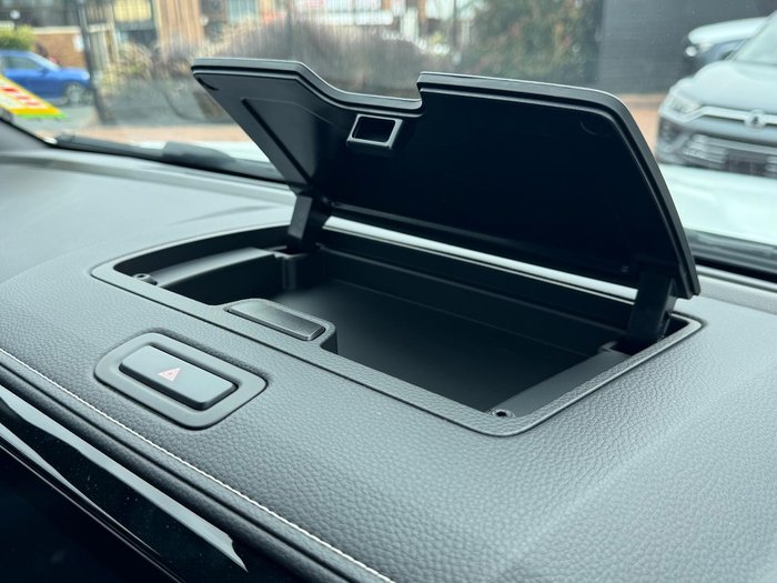 2025 Isuzu D-MAX BLADE
