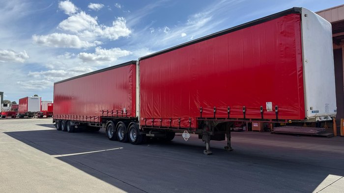 2008 Krueger 34P Drop Deck Mezzanine B Double Red