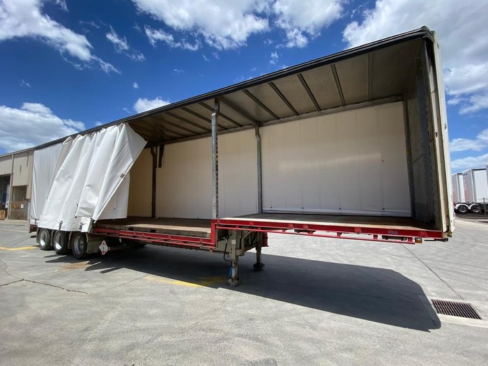 2008 Krueger 34P Drop Deck Mezzanine B Double White