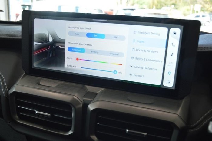 2024 LDV D90 Executive